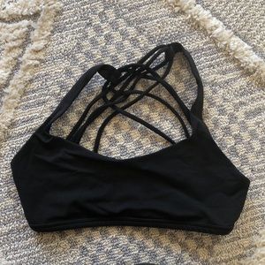 Lululemon free to be wild bra